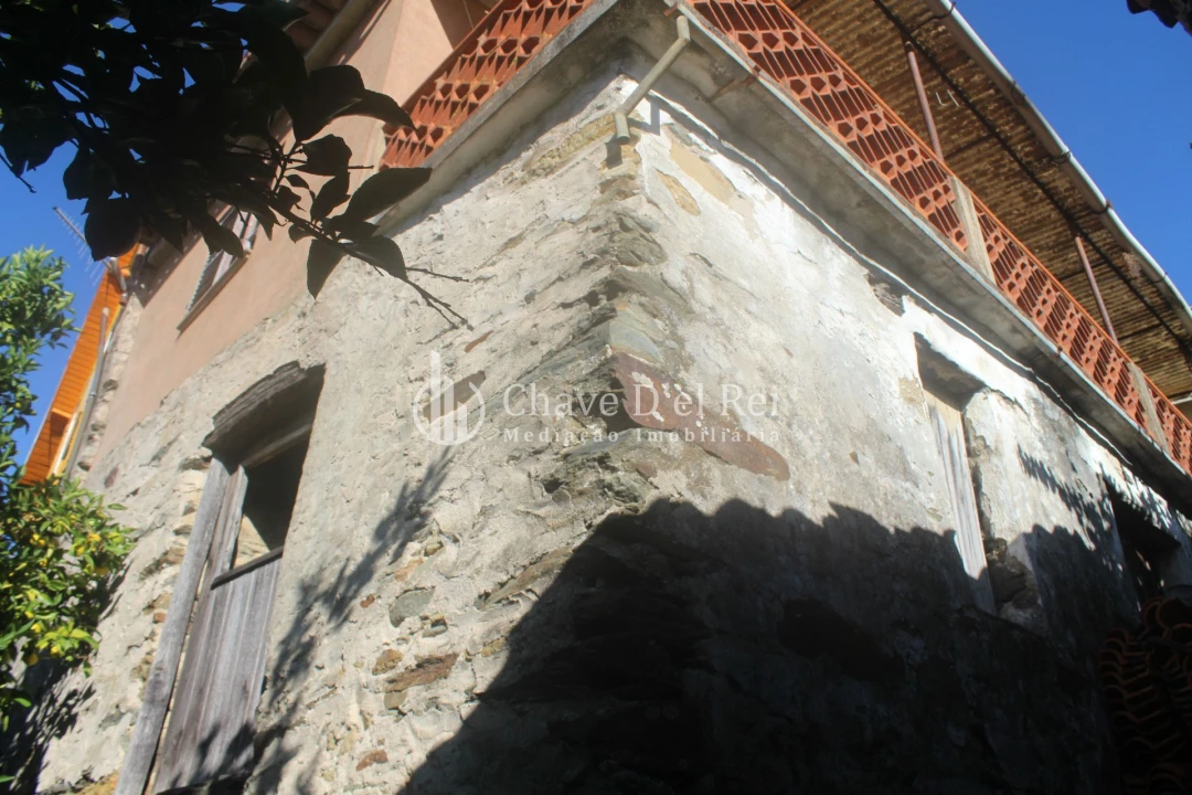 Quinta T0 para Venda em Parada de Ester e Ester Foto 8