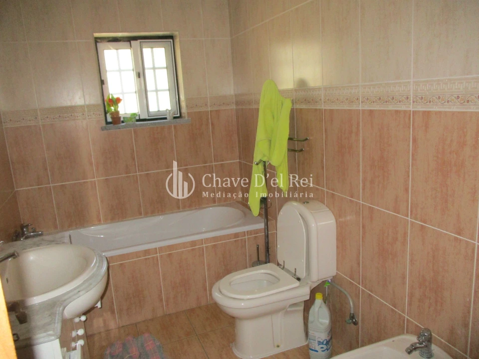 Quinta T5 para Venda em Fornos de Maceira Dão Foto 11