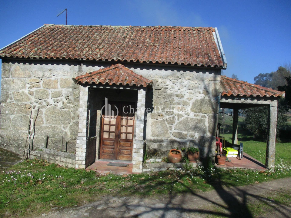 Quinta T5 para Venda em Fornos de Maceira Dão Foto 27