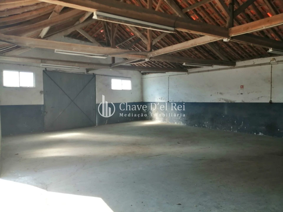 Armazém para Venda em Silgueiros Foto 8