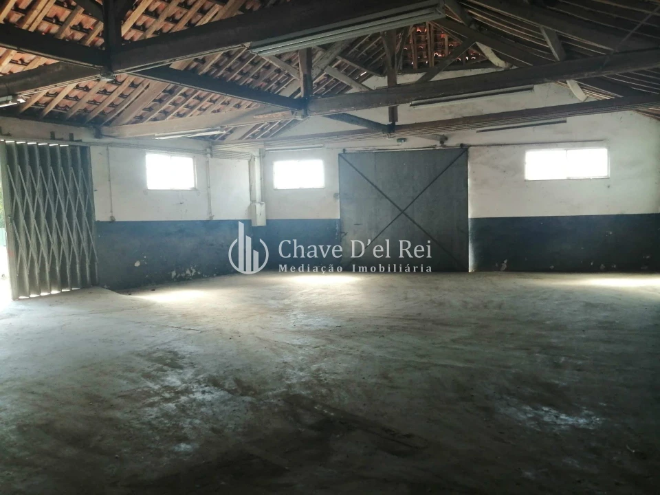 Armazém para Venda em Silgueiros Foto 9