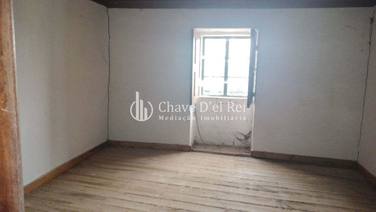Quinta T5 para Venda em Fornos de Maceira Dão Foto 18