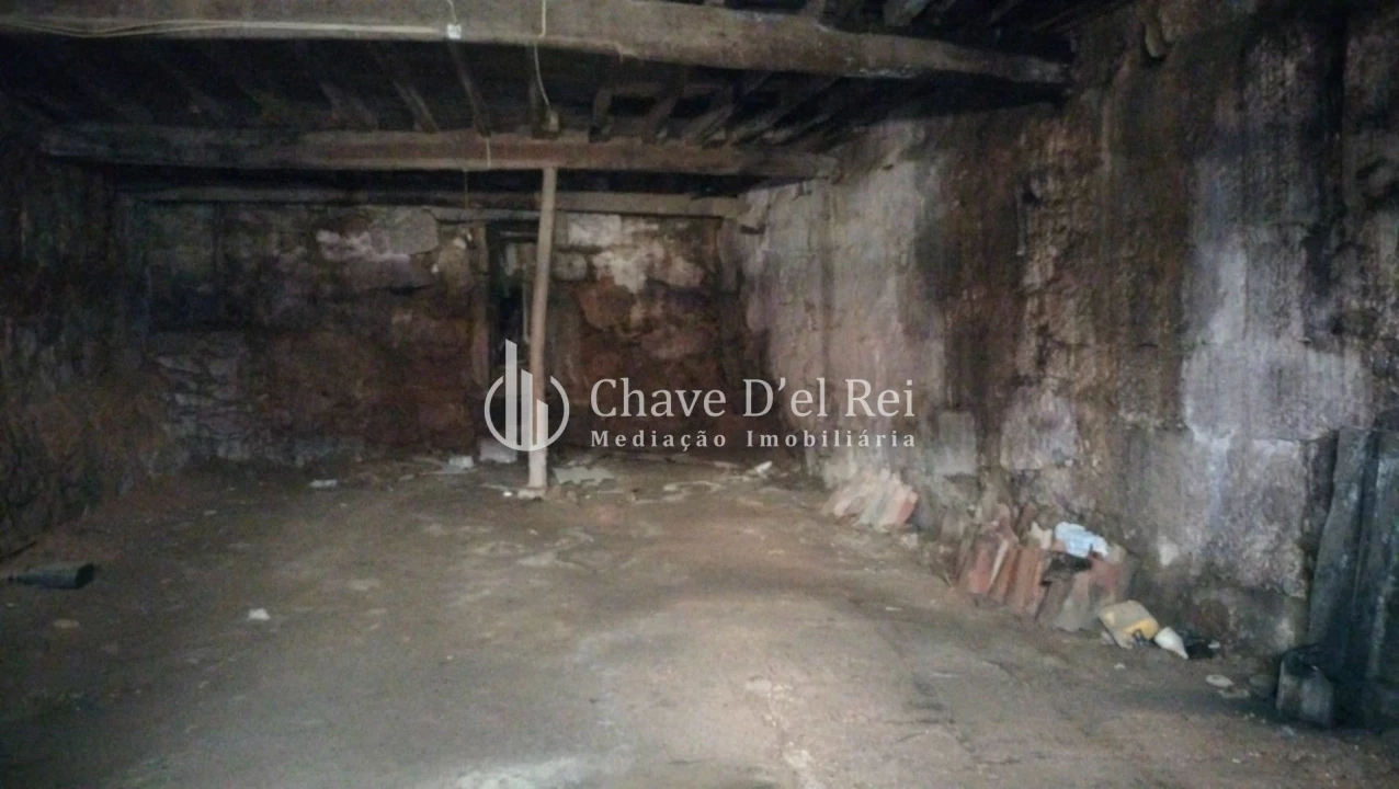 Quinta T5 para Venda em Fornos de Maceira Dão Foto 16