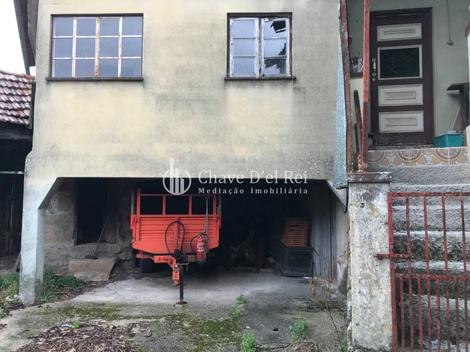 Moradia T3 para Venda em Espinho Foto 1