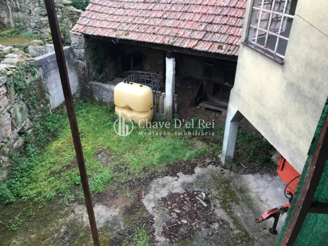 Moradia T3 para Venda em Espinho Foto 32