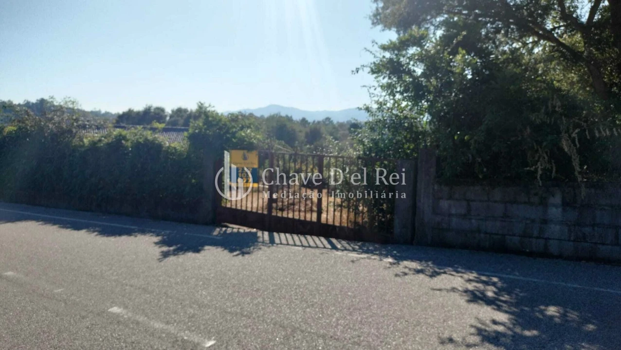 Terreno para Venda em Vilar de Besteiros e Mosteiro de Fráguas Foto 8