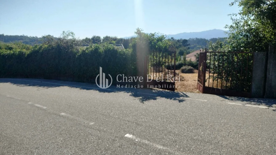 Terreno para Venda em Vilar de Besteiros e Mosteiro de Fráguas Foto 9