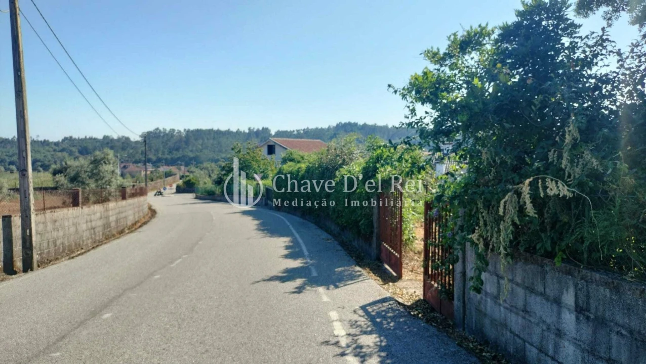 Terreno para Venda em Vilar de Besteiros e Mosteiro de Fráguas Foto 4