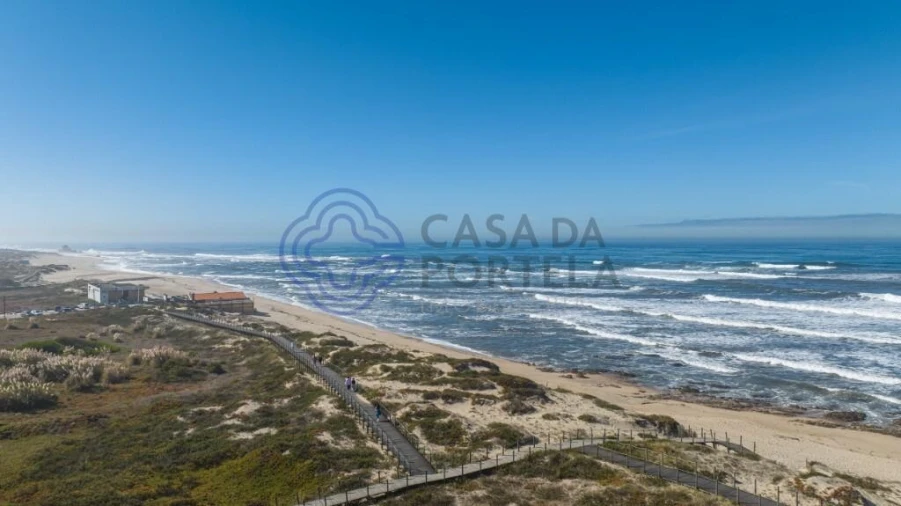 Moradia T5 para Venda em Gulpilhares e Valadares Foto 1