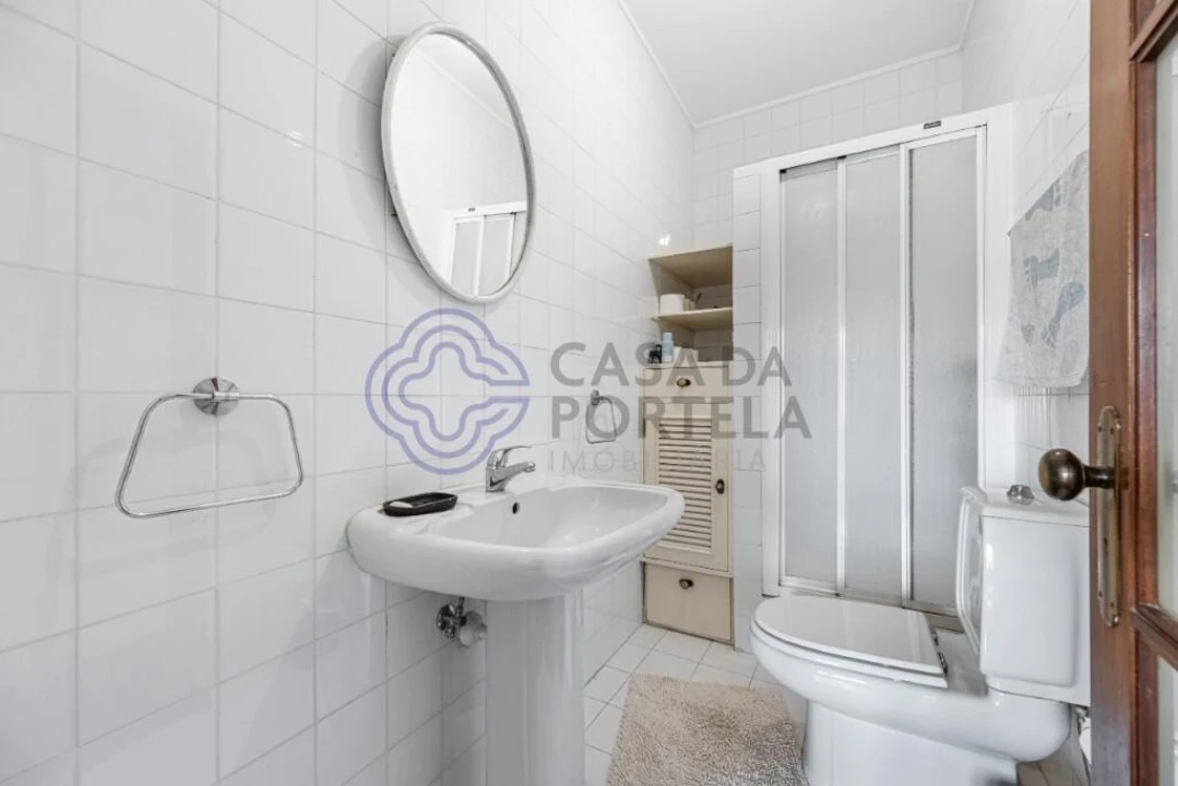 Moradia T5 para Venda em Gulpilhares e Valadares Foto 18