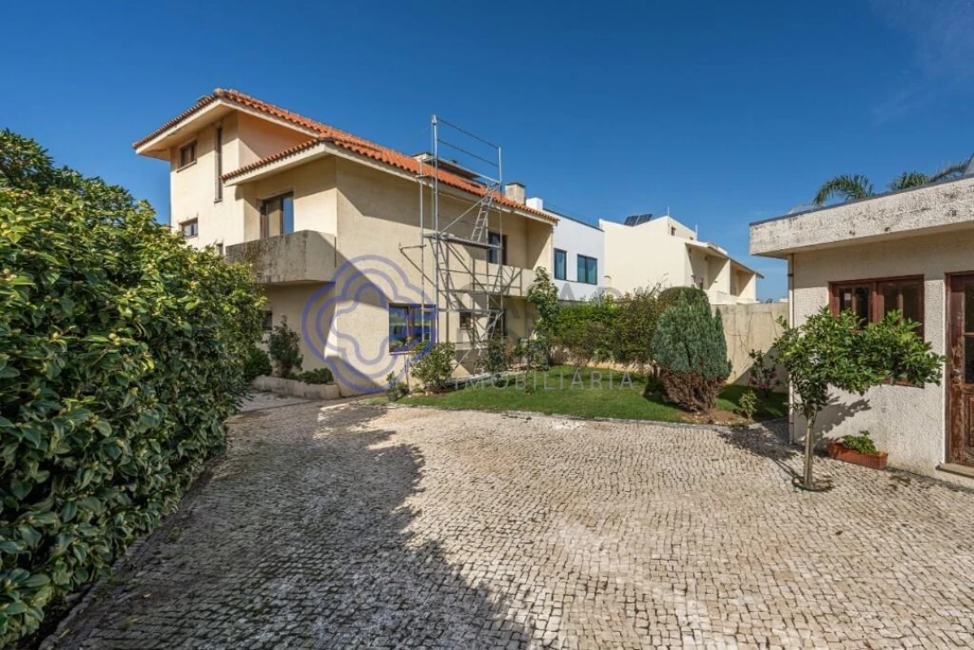 Moradia T5 para Venda em Gulpilhares e Valadares Foto 35