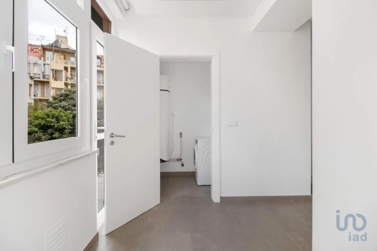 Apartamento T2 para Venda em Arroios Foto 8