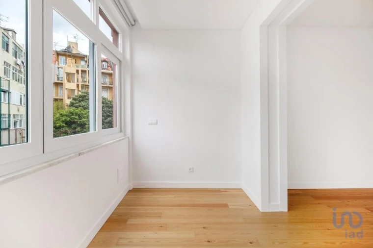 Apartamento T2 para Venda em Arroios Foto 4