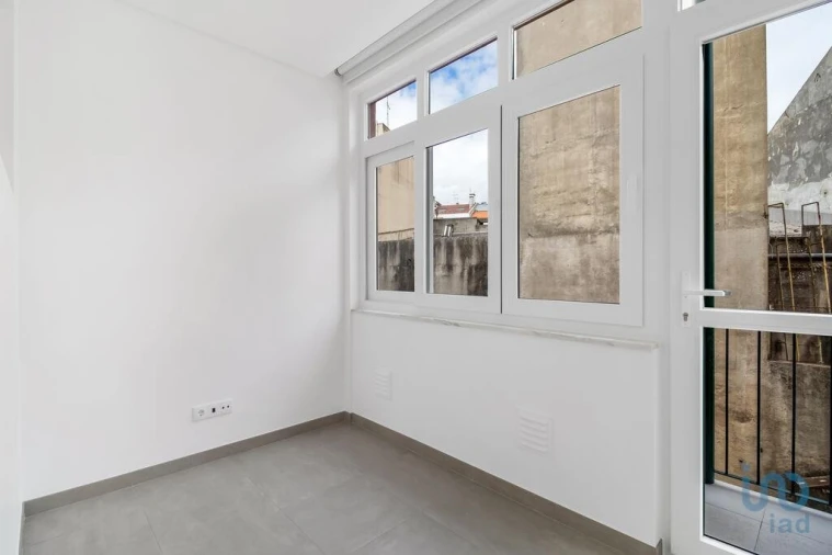 Apartamento T2 para Venda em Arroios Foto 7