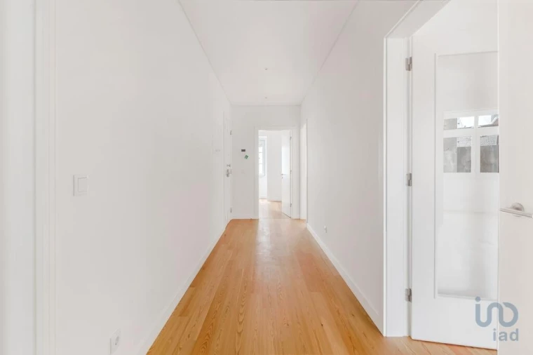 Apartamento T2 para Venda em Arroios Foto 14