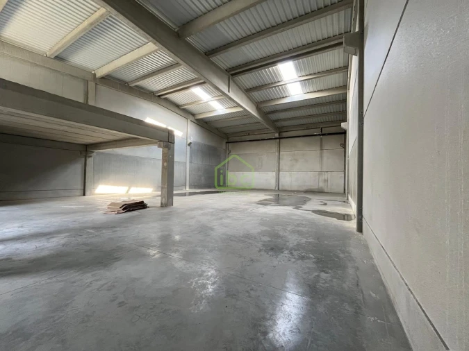 Armazém para Venda em Aver-O-Mar, Amorim e Terroso Foto 8