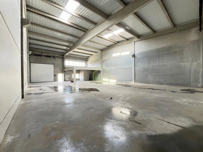 Armazém para Venda em Aver-O-Mar, Amorim e Terroso Foto 17