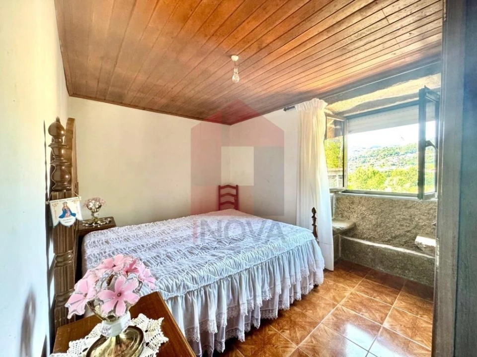 Moradia T2 para Venda em Pico de Regalados, Gondiães e Mós Foto 24