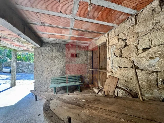 Moradia T2 para Venda em Pico de Regalados, Gondiães e Mós Foto 35