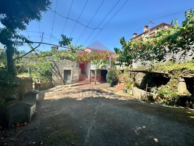 Moradia T2 para Venda em Pico de Regalados, Gondiães e Mós Foto 83