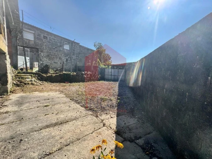 Moradia T2 para Venda em Pico de Regalados, Gondiães e Mós Foto 46