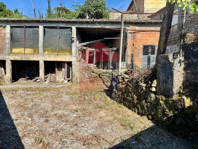 Moradia T2 para Venda em Pico de Regalados, Gondiães e Mós Foto 48