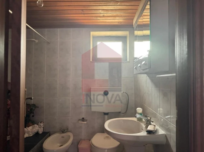 Moradia T2 para Venda em Pico de Regalados, Gondiães e Mós Foto 14