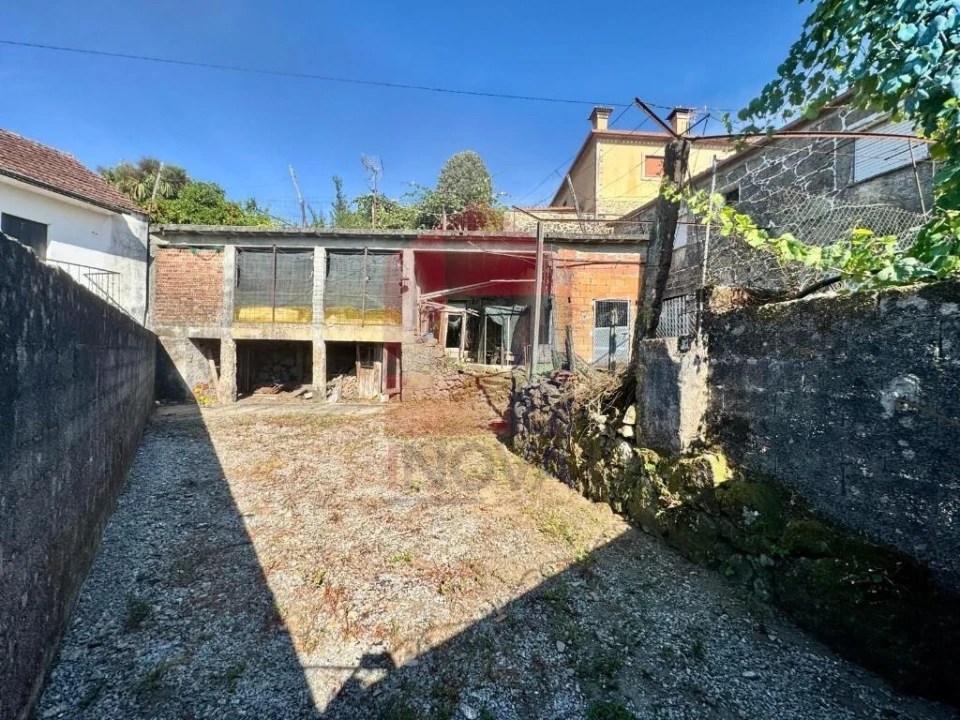 Moradia T2 para Venda em Pico de Regalados, Gondiães e Mós Foto 47