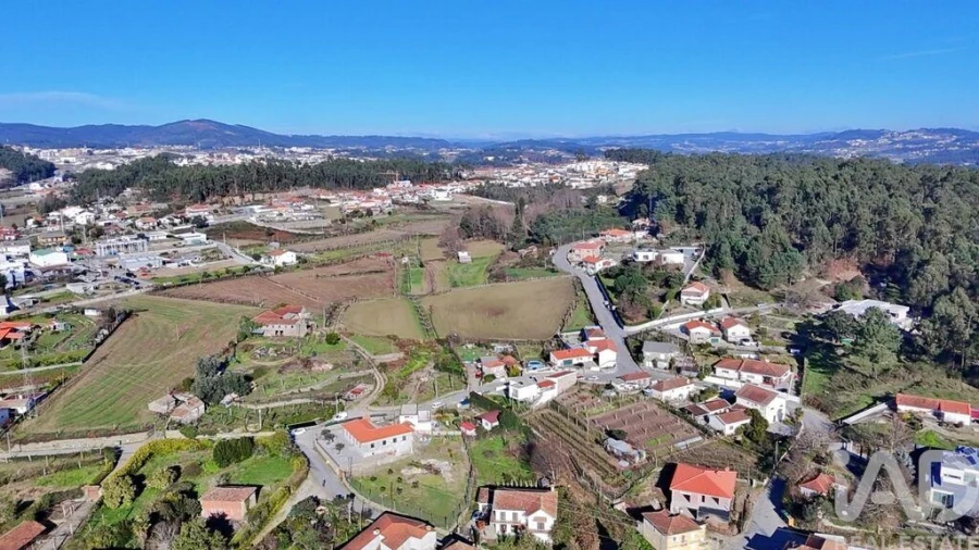Terreno para Venda em Cristelos, Boim e Ordem Foto 2
