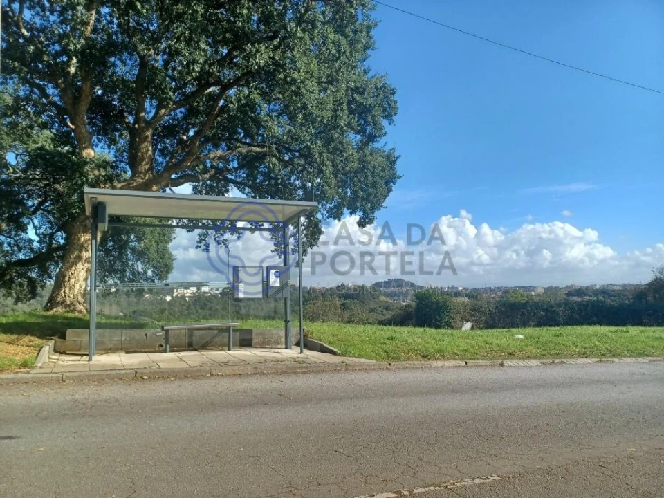 Terreno para Venda em Campanhã Foto 1