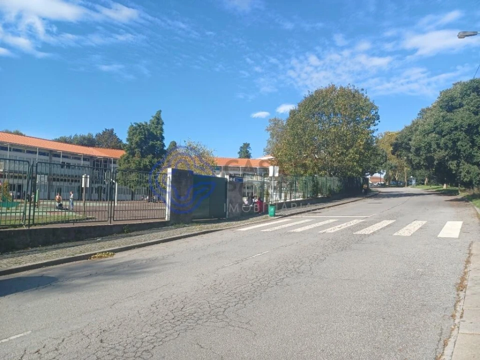Terreno para Venda em Campanhã Foto 7