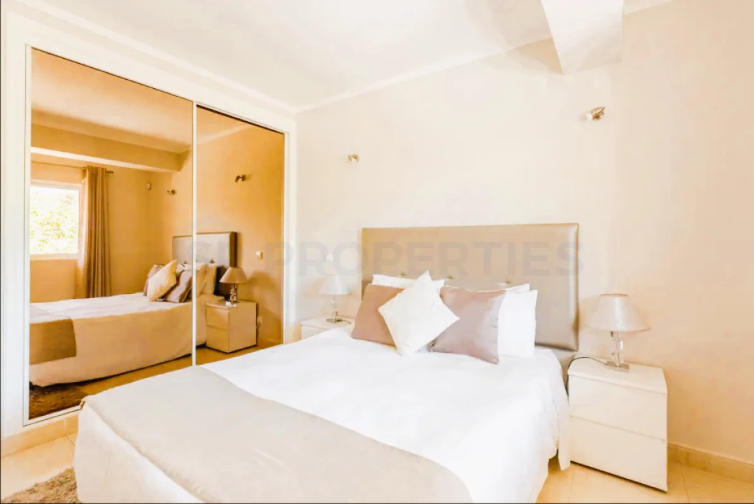 Apartamento T2 para Venda em Quarteira Foto 15
