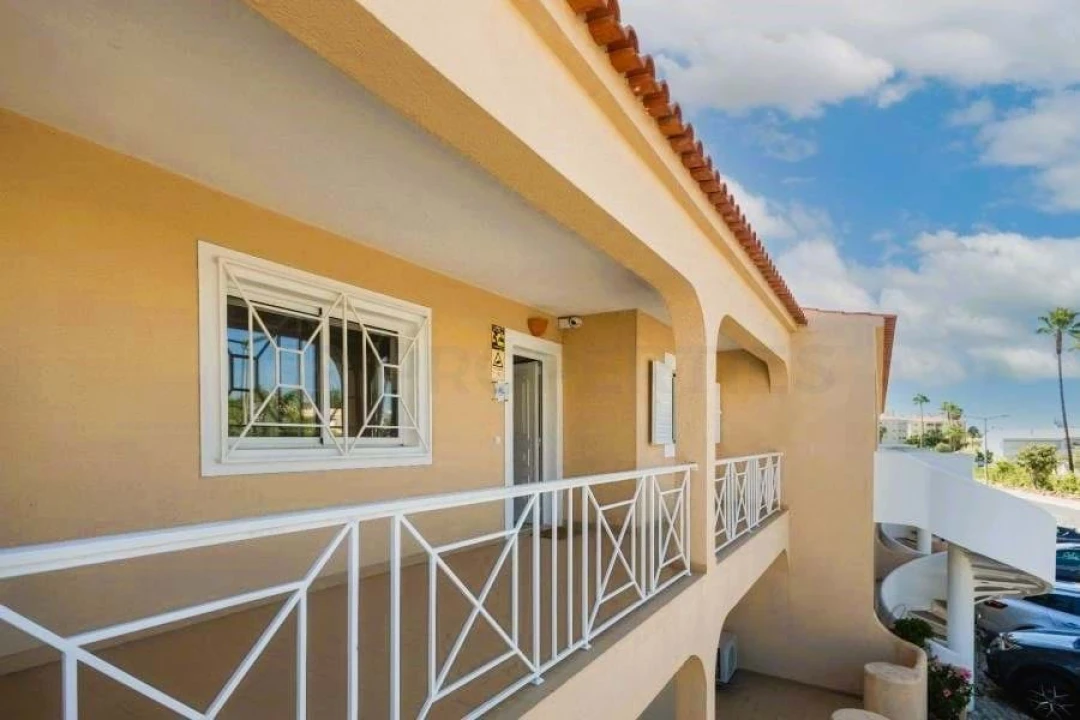 Apartamento T2 para Venda em Quarteira Foto 26