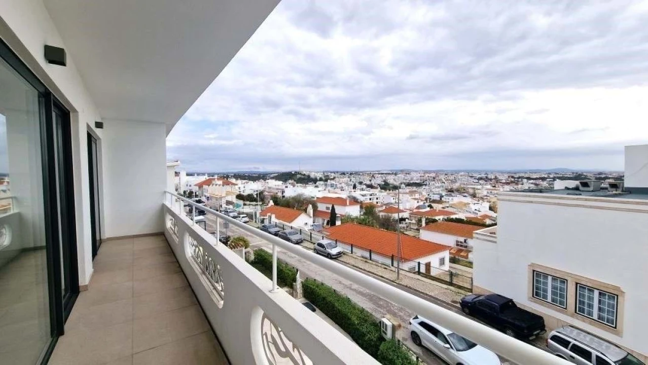 Apartamento T1 para Venda em Albufeira e Olhos de Água Foto 6