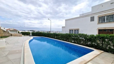 Apartamento T1 para Venda em Albufeira e Olhos de Água