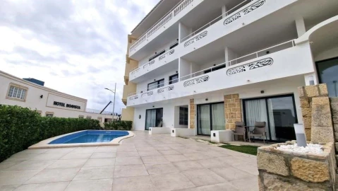 Apartamento T1 para Venda em Albufeira e Olhos de Água