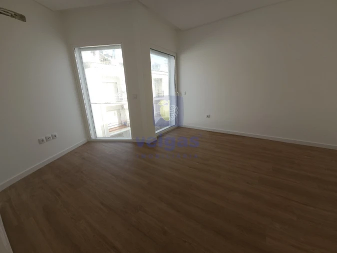 Apartamento T2 para Venda em São Martinho do Porto Foto 8