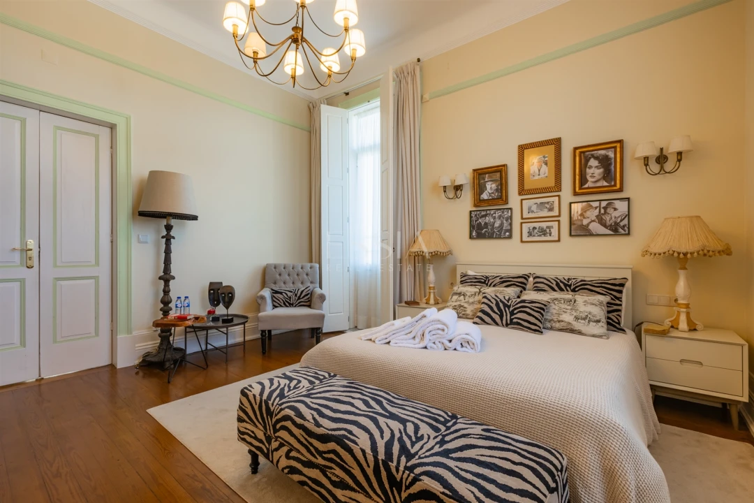 Moradia T6 para Venda em Arcozelo Foto 28