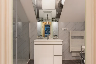 Moradia T6 para Venda em Arcozelo