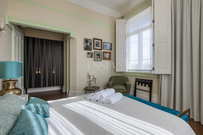 Moradia T6 para Venda em Arcozelo