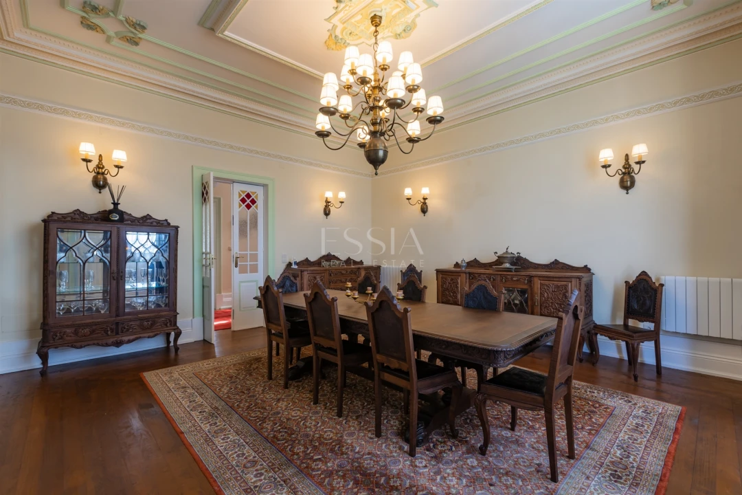 Moradia T6 para Venda em Arcozelo Foto 9