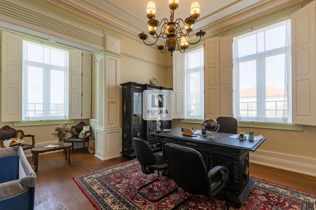 Moradia T6 para Venda em Arcozelo Foto 10