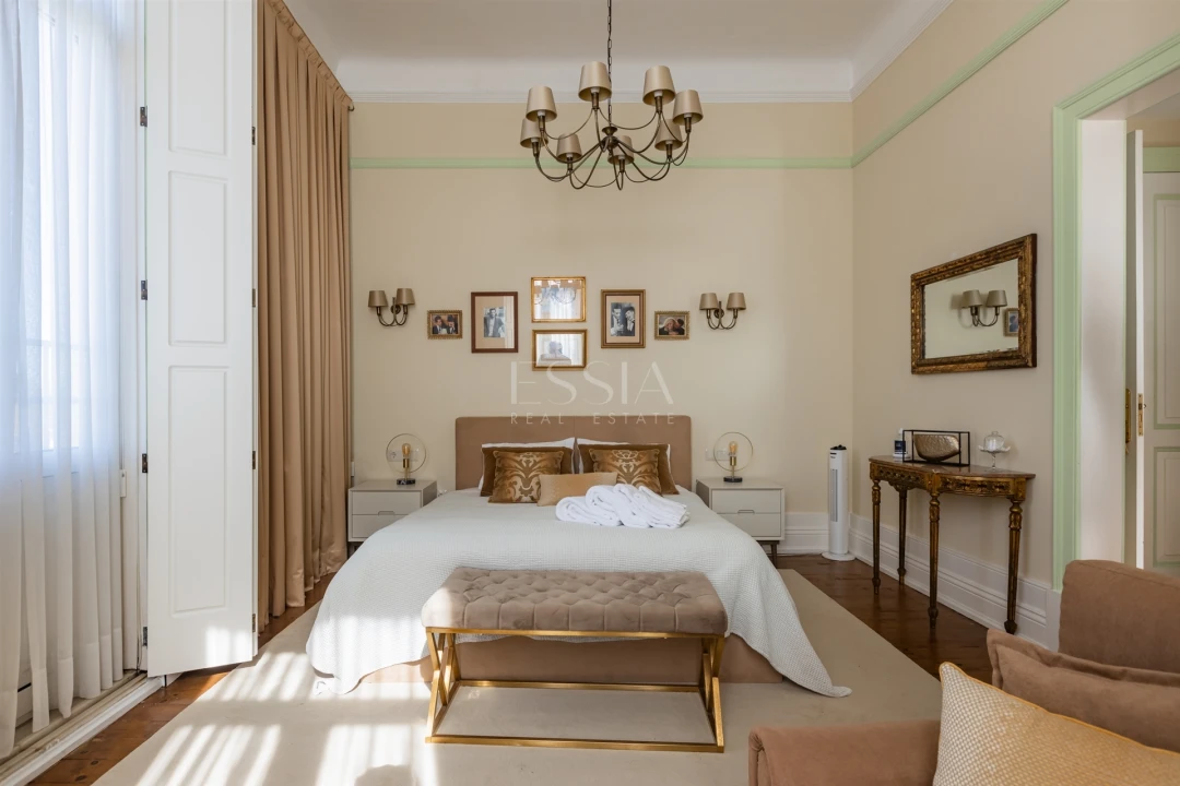 Moradia T6 para Venda em Arcozelo Foto 33