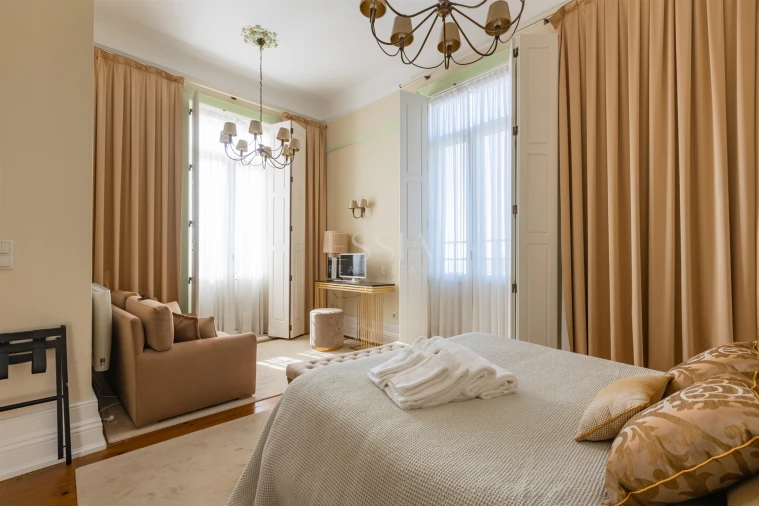 Moradia T6 para Venda em Arcozelo Foto 29