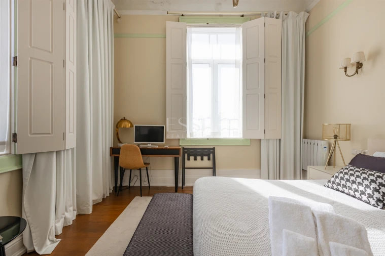 Moradia T6 para Venda em Arcozelo Foto 26