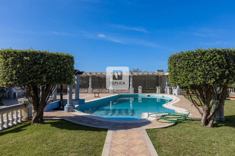 Moradia T6 para Venda em Arcozelo Foto 3