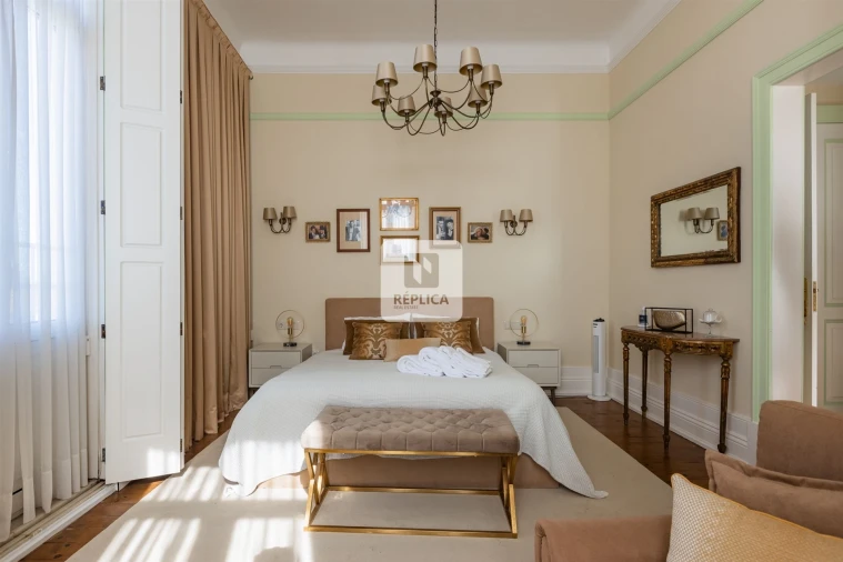 Moradia T6 para Venda em Arcozelo Foto 12