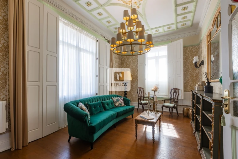 Moradia T6 para Venda em Arcozelo Foto 5