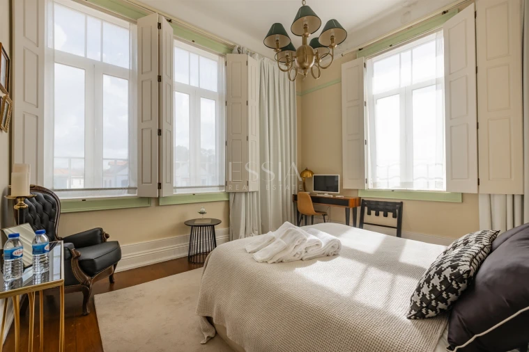 Moradia T6 para Venda em Arcozelo Foto 20