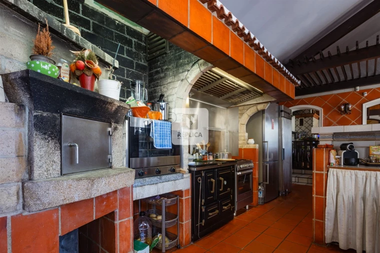 Moradia T6 para Venda em Arcozelo Foto 26